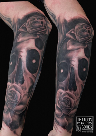 Rosey Skulls Black and Grey
